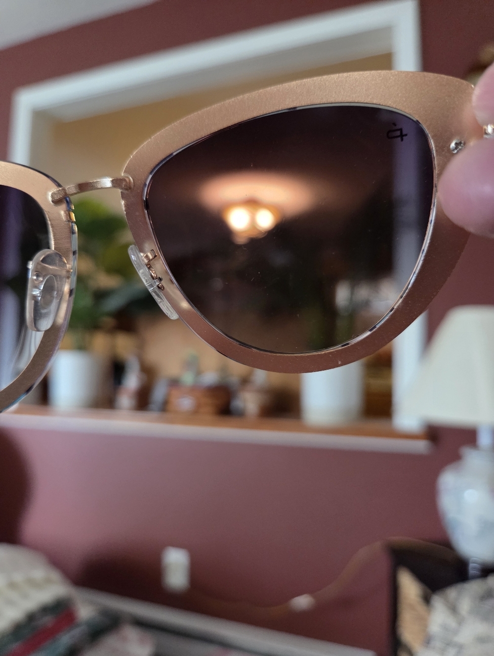 EUC Privรฉ Revaux Multicolor Monet Cat-Eye Polararized Black Sunglasses Excellent - Picture 5 of 12